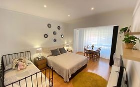 Rooms Mar169